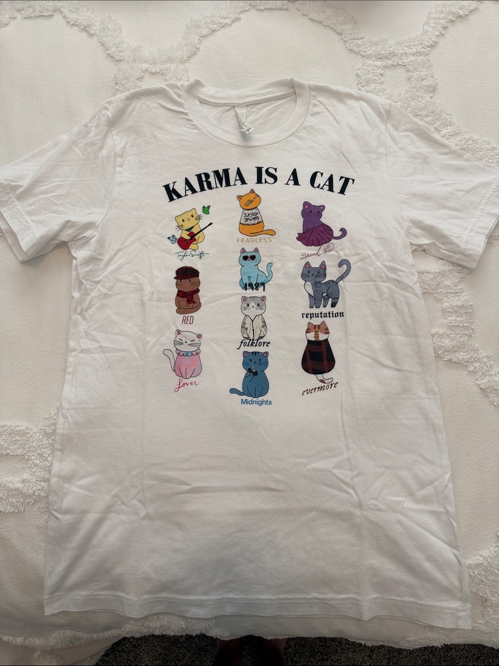 3/$25 🌟 Karma Is A Cat Tee